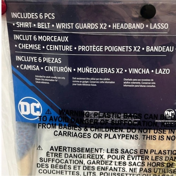 DC Comics WONDER WOMAN 6 Piece Adult Halloween~Cosplay Set S/M New in Package - Picture 6 of 8